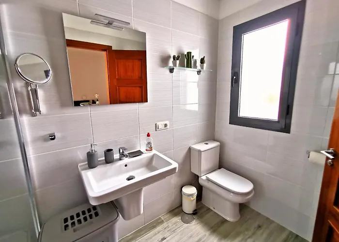 Zinnia بلايا بلانكا